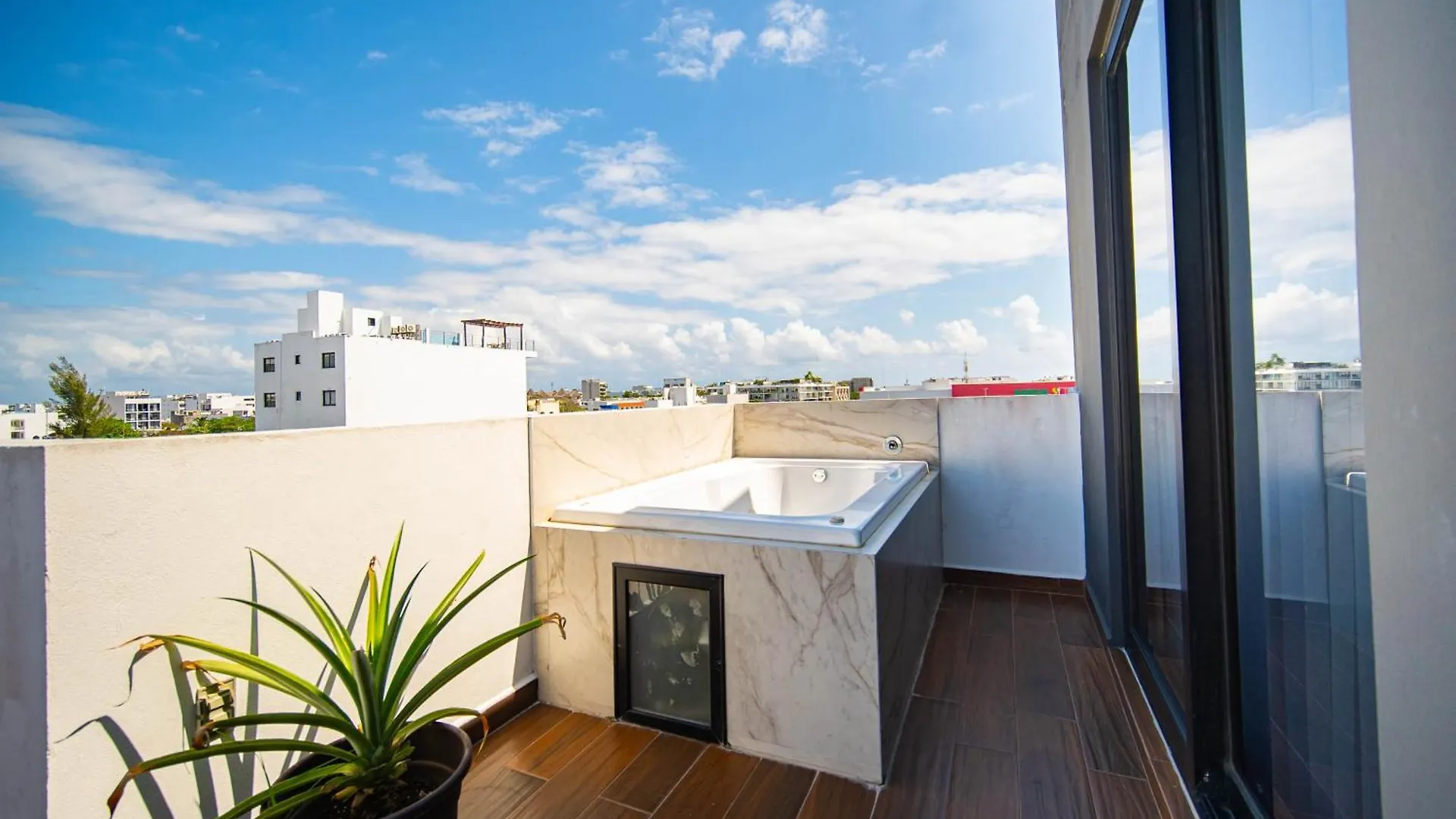 501Ph - Spacious Apartment In The Center, Only 10 Minutes Walking Distance To The Beaches Playa del Carmen 0*,