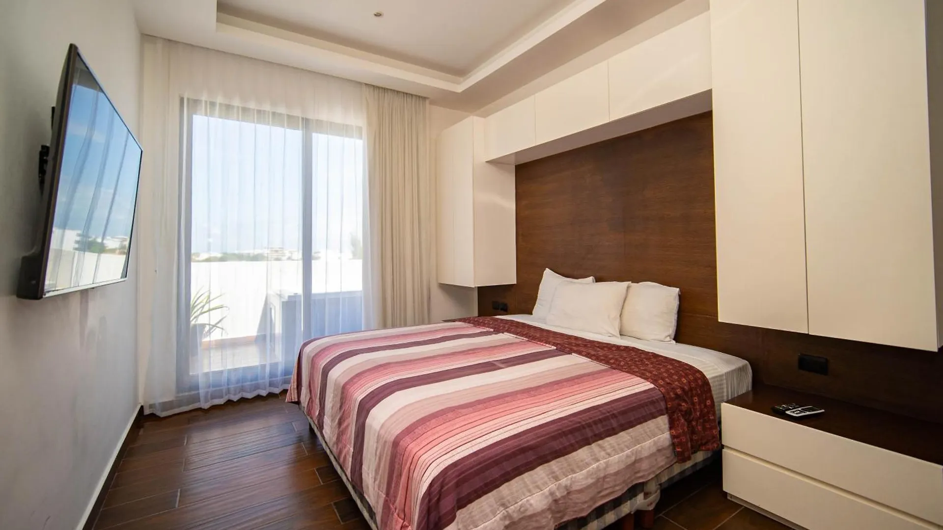 501Ph - Spacious Apartment In The Center, Only 10 Minutes Walking Distance To The Beaches Playa del Carmen